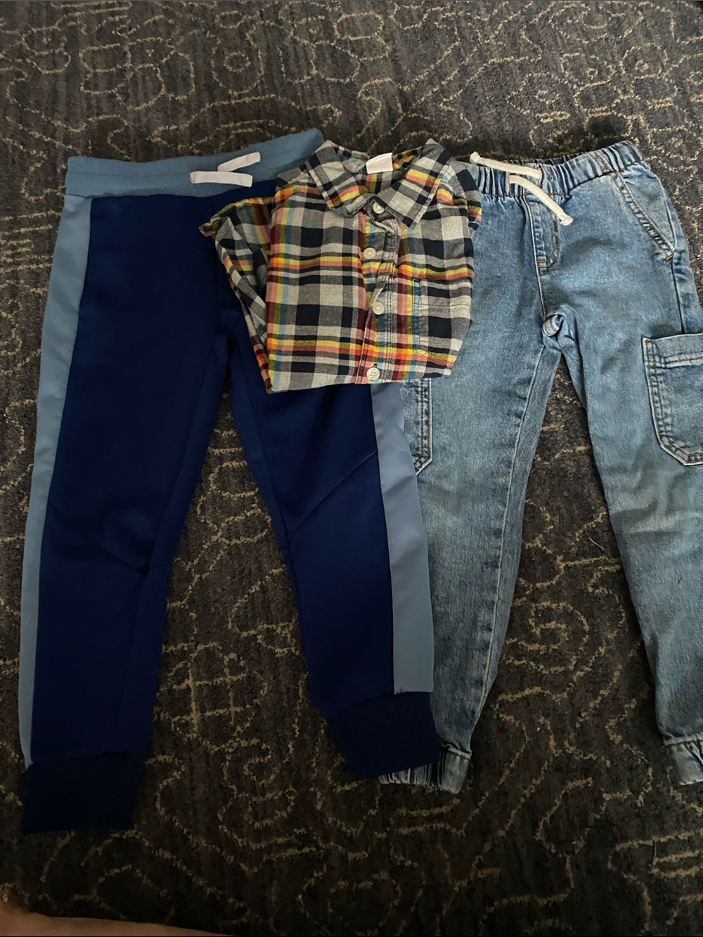 Bundle of 4T Boys clothes